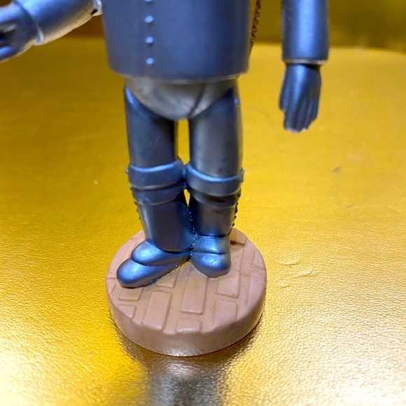 WIZARD OF OZ VINTAGE 1987 TIN MAN PVC ORNAMENT TURNER 1939 LOEWS REN. 1966 MGM - Picture 7 of 10